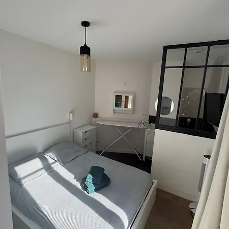 Apartment Coeur Raphael-appartement Chic A 150m De La Saint-Raphael (Var)